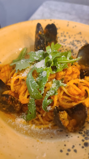 Photo of Mem's Kitchen - 11 Saturday Market Pl, King's Lynn PE30 5DQ